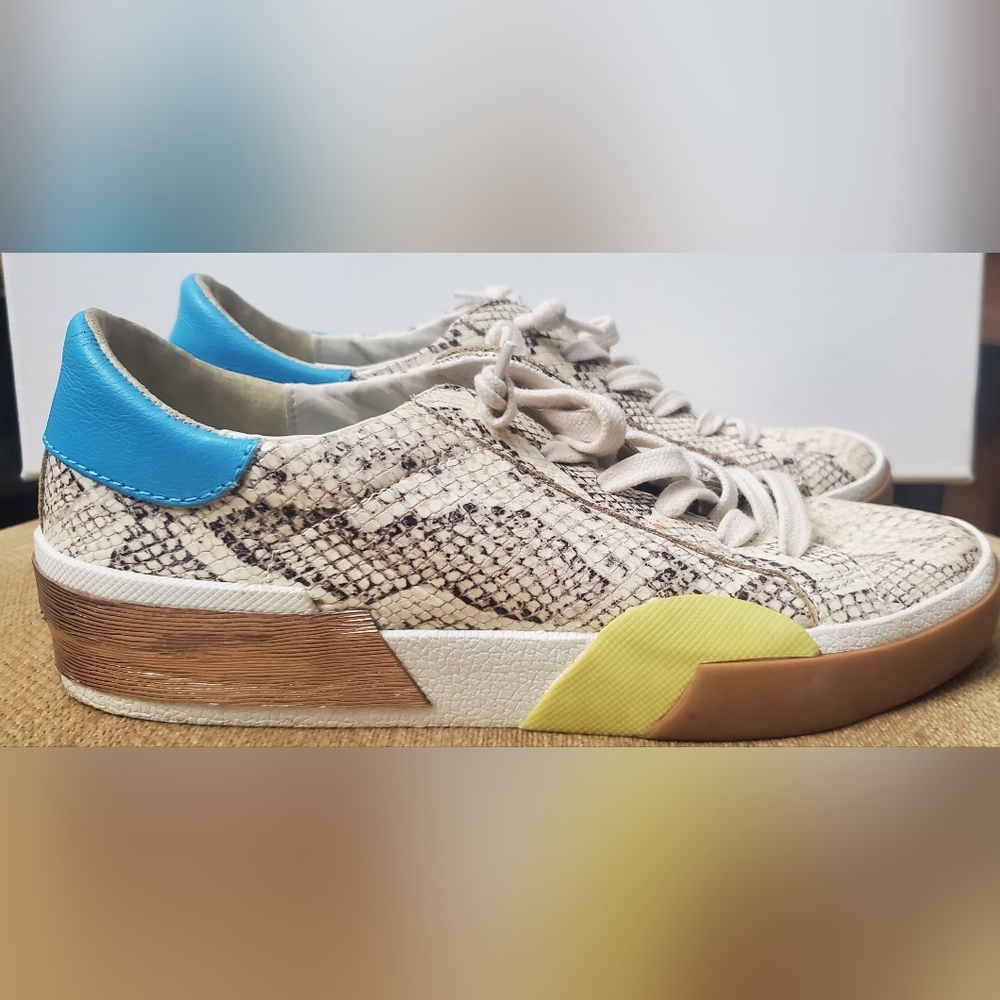 SZ 6.5 DV DOLCE VITA ZINA SNEAKER